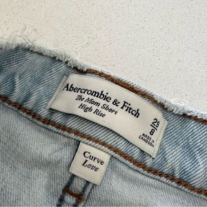Abercrombie Curve Love the mom short high rise
